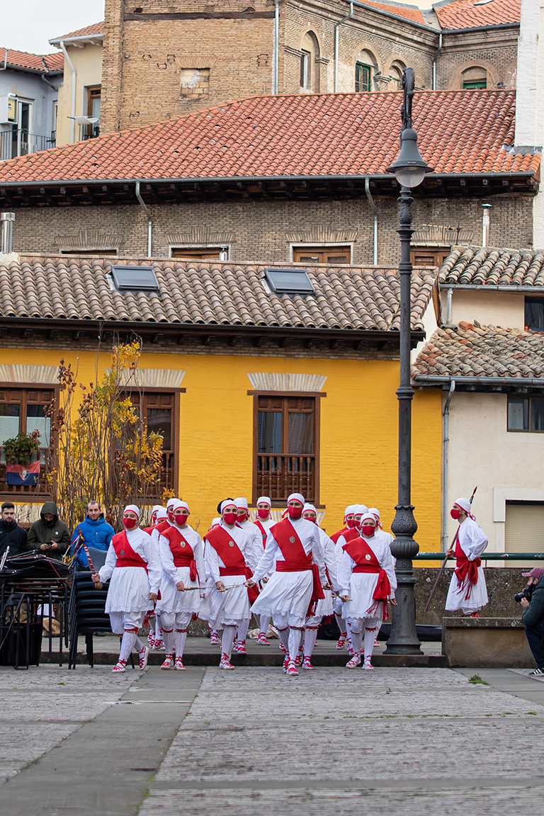 2021-11-06_Dantzara_Plazara_1_Iruñea_01 2021-11-06_Dantzara_Plazara_1_Iruñea_01