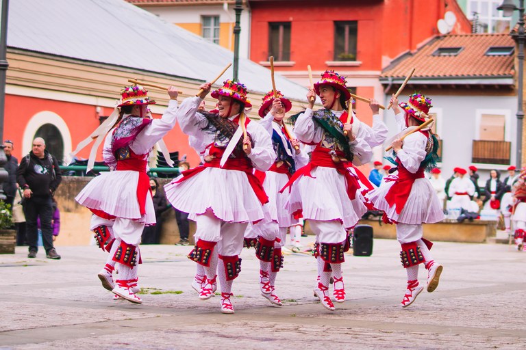 2022-04-09-Burguen-plaza-03