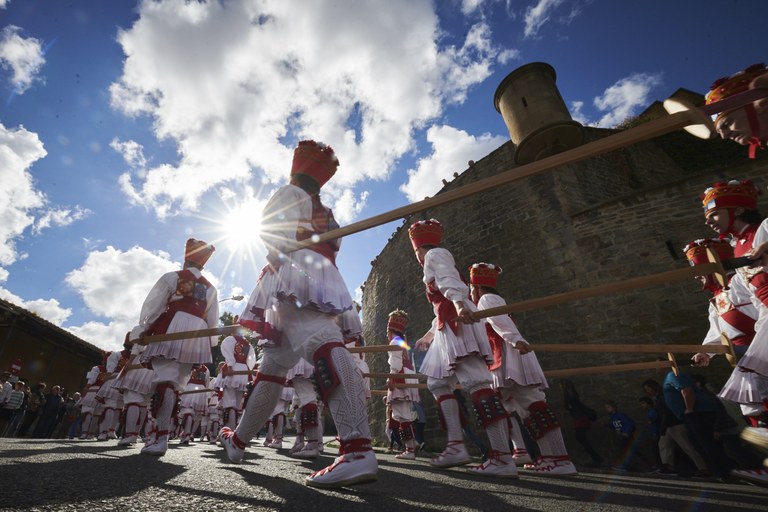 Sanfermin Aldapakoaren ezpata-dantza 2022 - 01