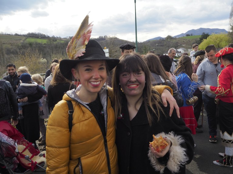 Dantzatrük egin dugu Urdiñarbe eta Eskiulako dantzariekin