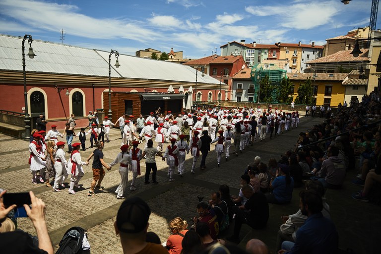 Dugunako dantzarion eguna 2025 Dugunako dantzarion eguna 2025