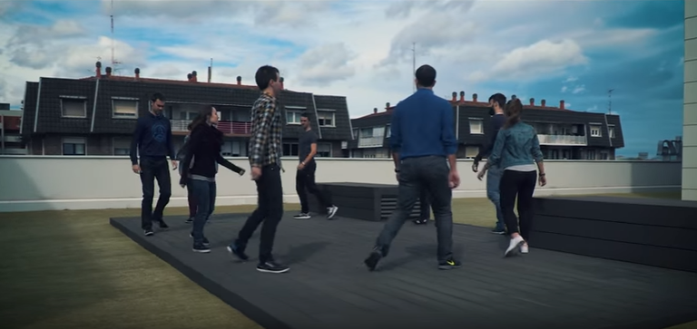 Iruindarrak Baigorriarrak dantzatzen