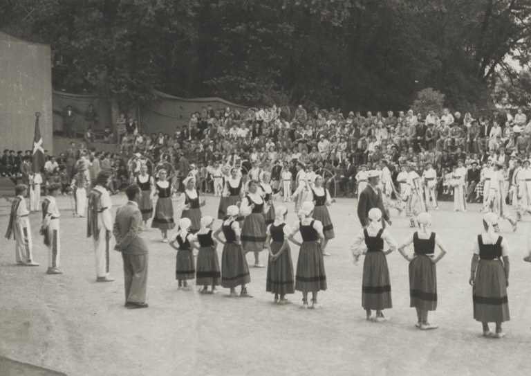 Iruñeko dantzariak Baigorrin, 1953. urtean