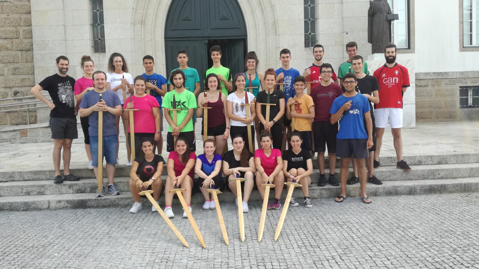 Portugalgo pastoralak eta Euskal Herriko ezpata-dantzak