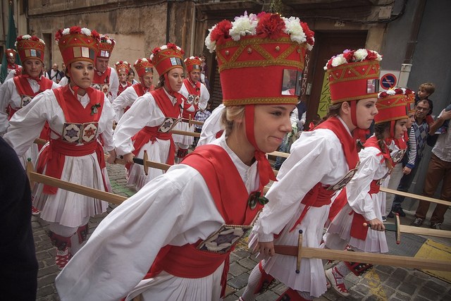 San Fermin Aldapakoaren Ezpata-dantza, seigarrenez, heldu den igandean
