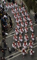 San Fermin Aldapakoaren ezpata-dantza, txori bistan San Fermin Aldapakoaren ezpata-dantza, txori bistan