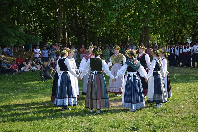 San Joan bezperako soka-dantza, bihar Arrotxapean