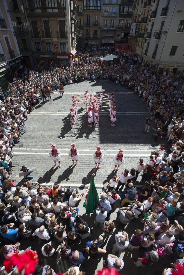 Sanfermin Aldapakoaren ezpata-dantzaren zortzigarrena, igandean