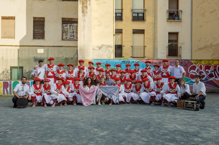 Soka-dantza bat Palestinaren alde Soka-dantza bat Palestinaren alde