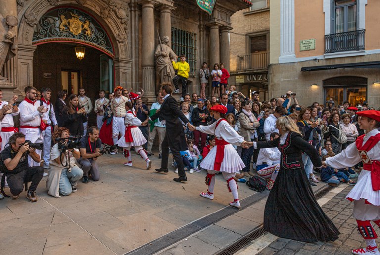 Sokari beste korapilo bat