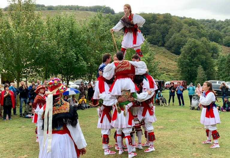 Sorogainetik... Euskal Herria! Sorogainetik... Euskal Herria!