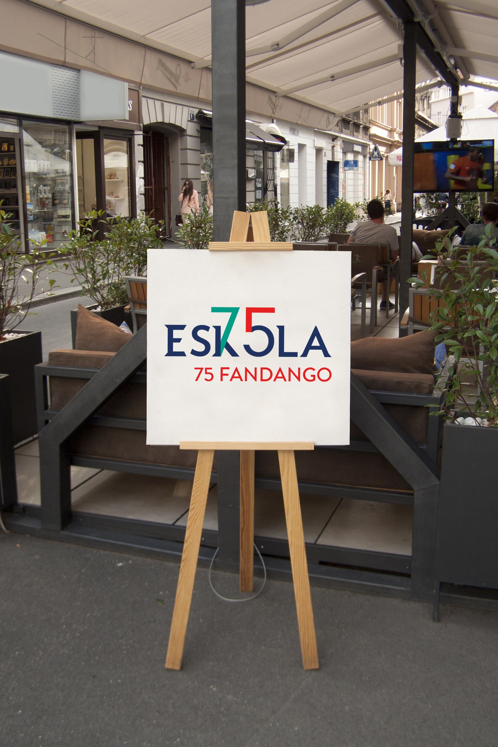 Eskolaren erronka: 75 fandango eta arin-arin jarraian