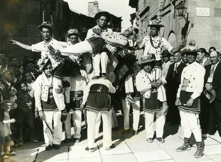 Giza-dorreak eraikiko dira 2018ko Ezpalak jaialdian