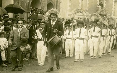 Ttunttuneroak dantzari begira, 2014ko ezpalak