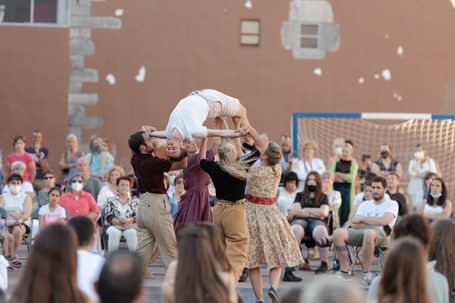 Haatik: Errimak Bi Oinetan Haatik: Errimak Bi Oinetan