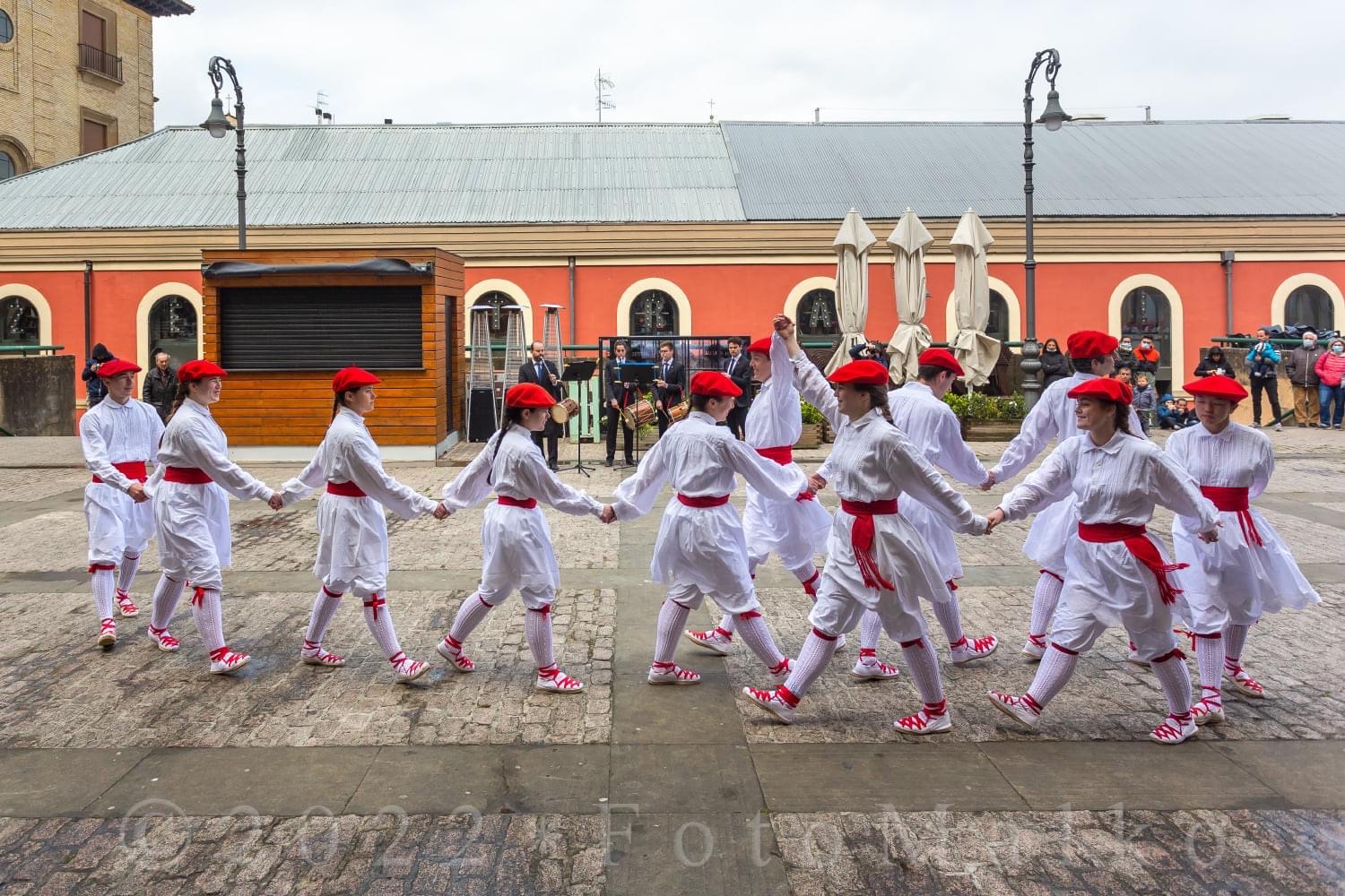 Soka-dantza. Argazkilaria: Malko Vich