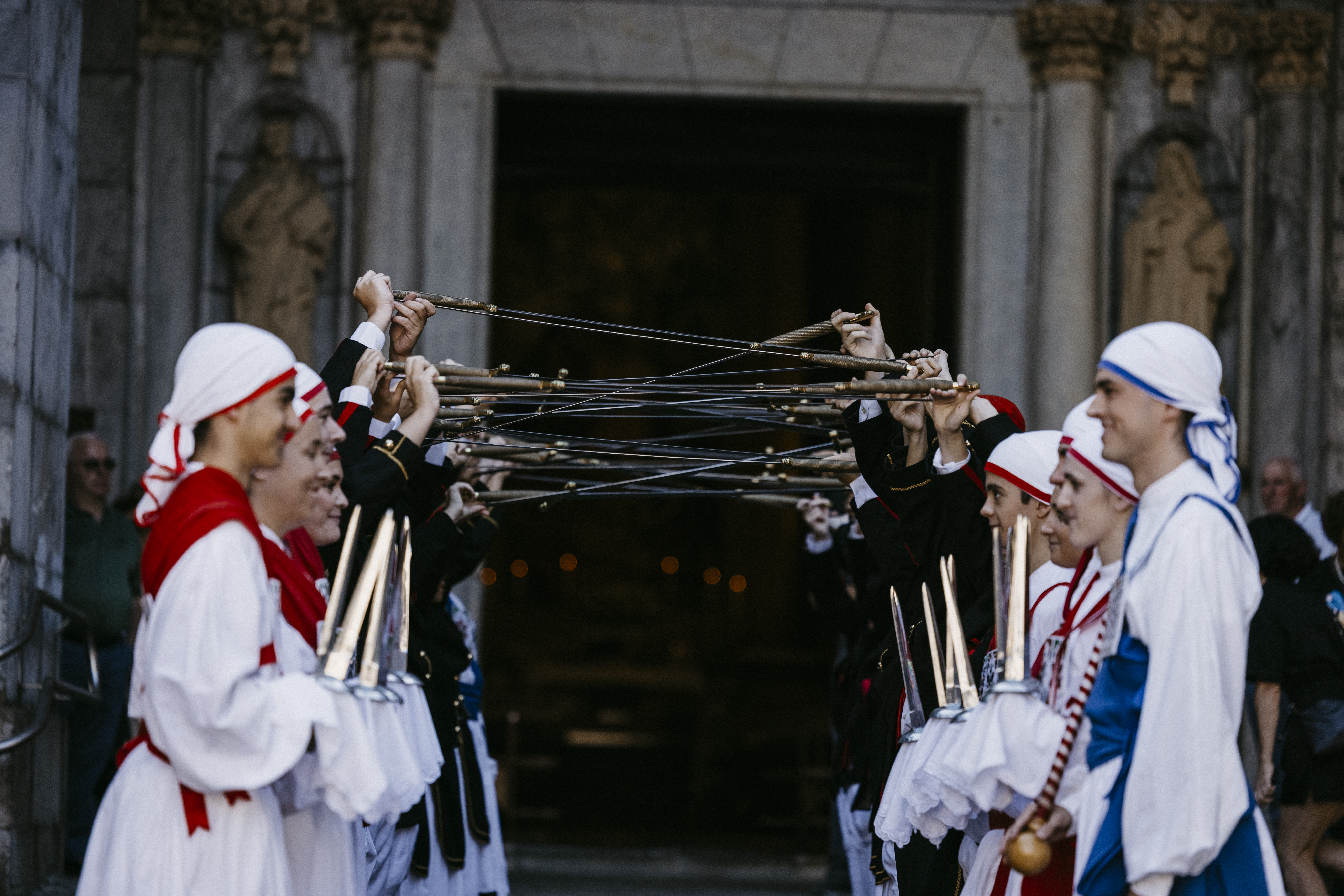 Lehenengo zubia Lehenengo zubia
