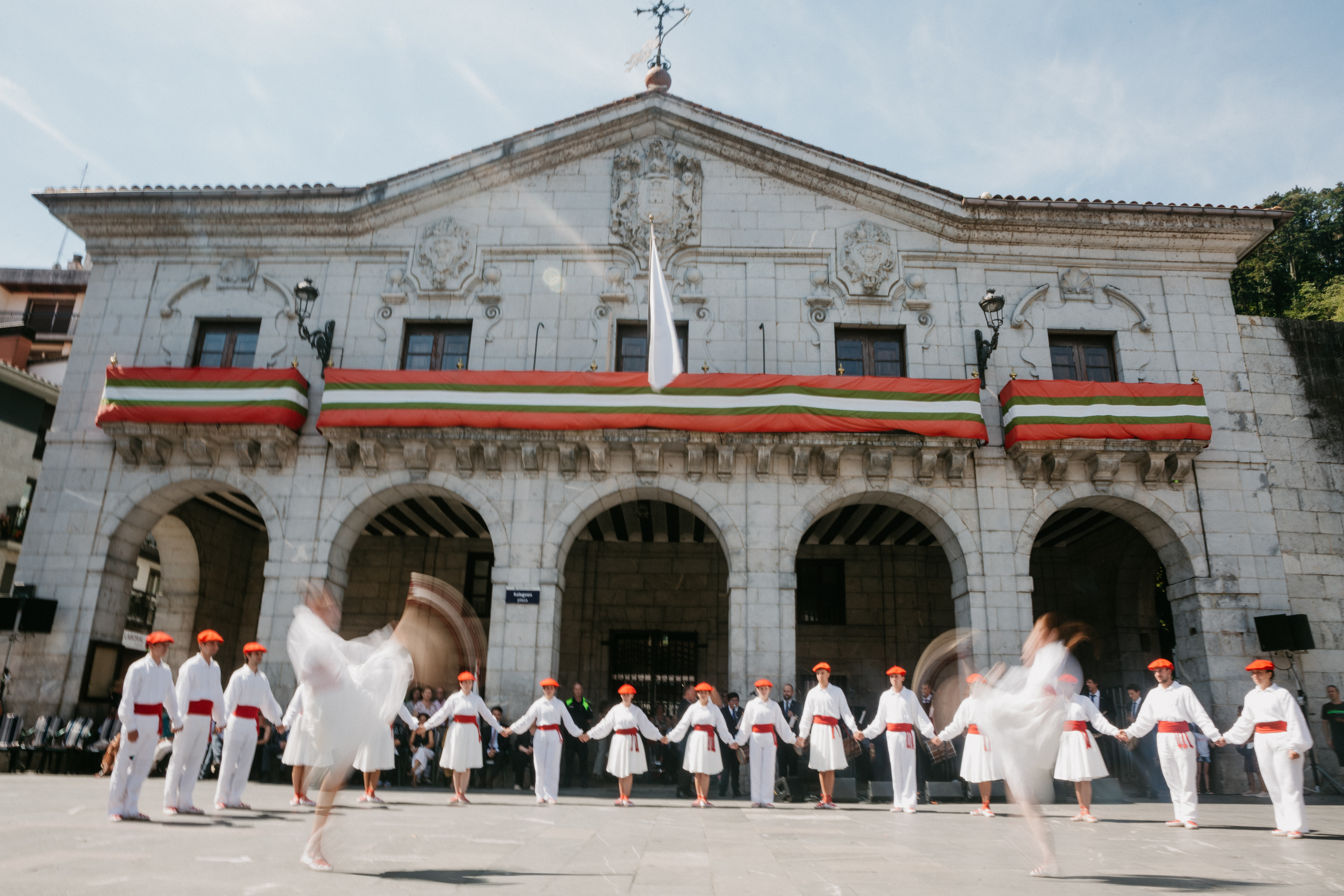 SB soka-dantza 1 SB soka-dantza 1