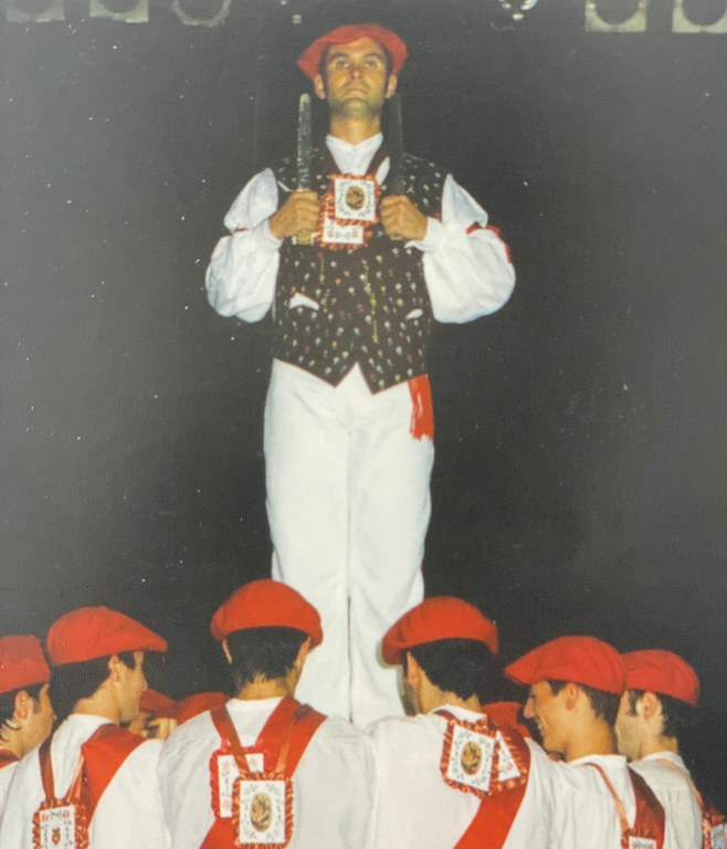 Dantzan eta abesten gogoratuko zaitugu, Abel