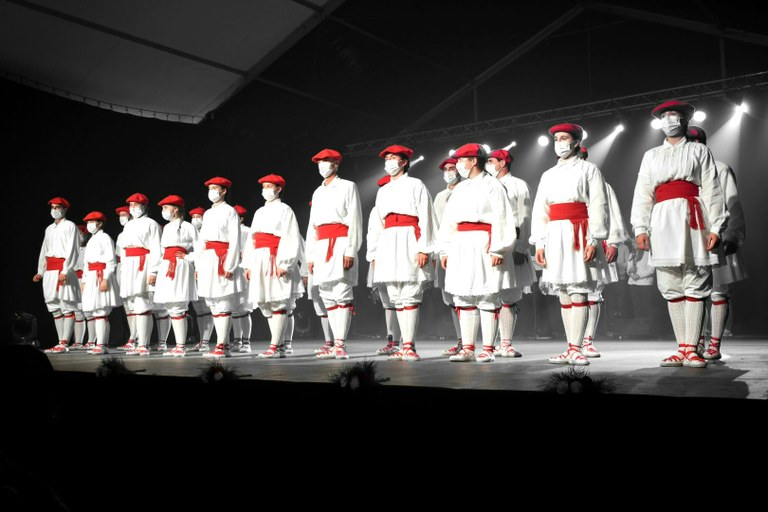 Deba: Trokeo-dantzak