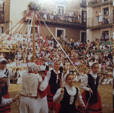 Deba zinta-dantza rek Deba zinta-dantza rek