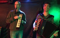 Folk dantzaldiak apirilean Baionan eta Elgetan: Duo Godon-Thézé Folk dantzaldiak apirilean Baionan eta Elgetan: Duo Godon-Thézé