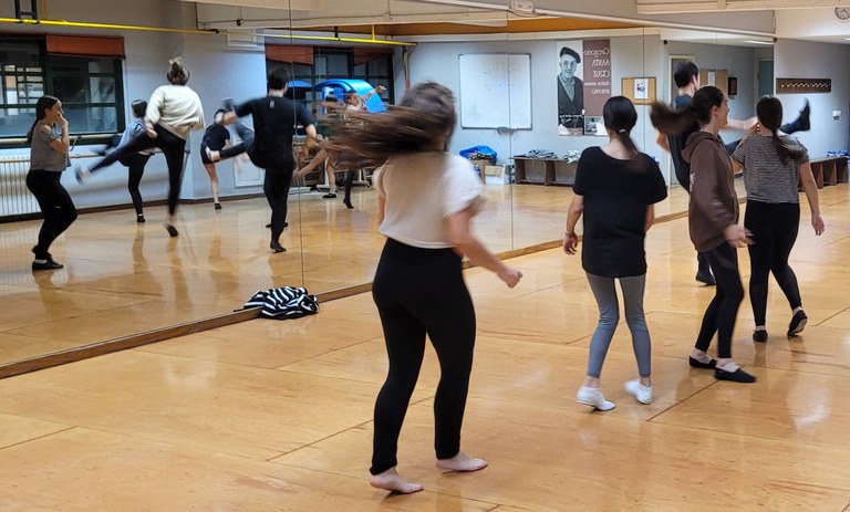 Euskal dantzaz gain klasikoa eta garaikidea ere bultzatuko dira EAEko Musika eta Dantza Eskoletan