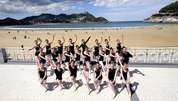 2017ko Dantza Hilabetea