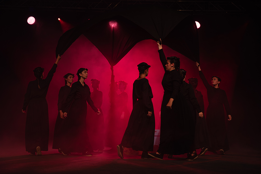 Erio ikuskizuna. Oi Peio Peio-ren moldaketa. Arg: Edorta Zabala