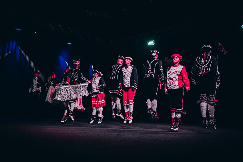 Erio ikuskizuna. Zuberoako maskarada. Arg: Edorta Zabala