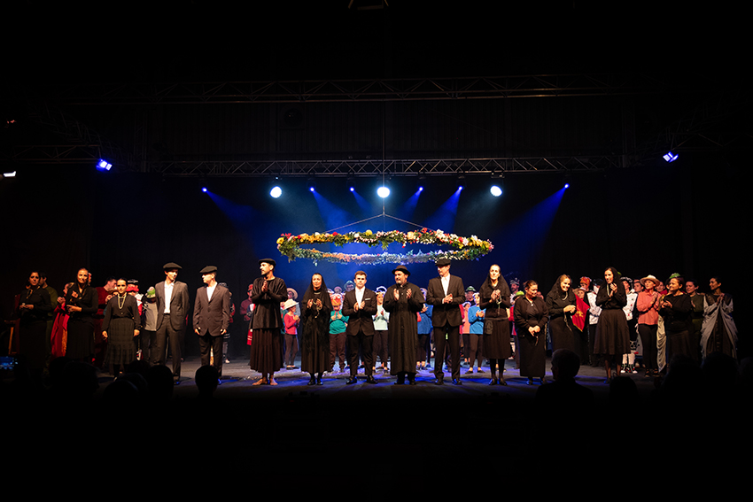 Erio ikuskizuna. Antzezleak. Arg: Edorta Zabala