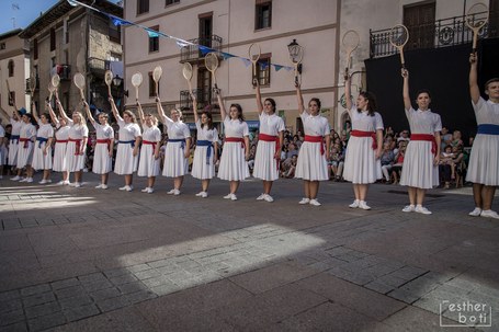 Ereintza dantza taldea: Gu Agustina