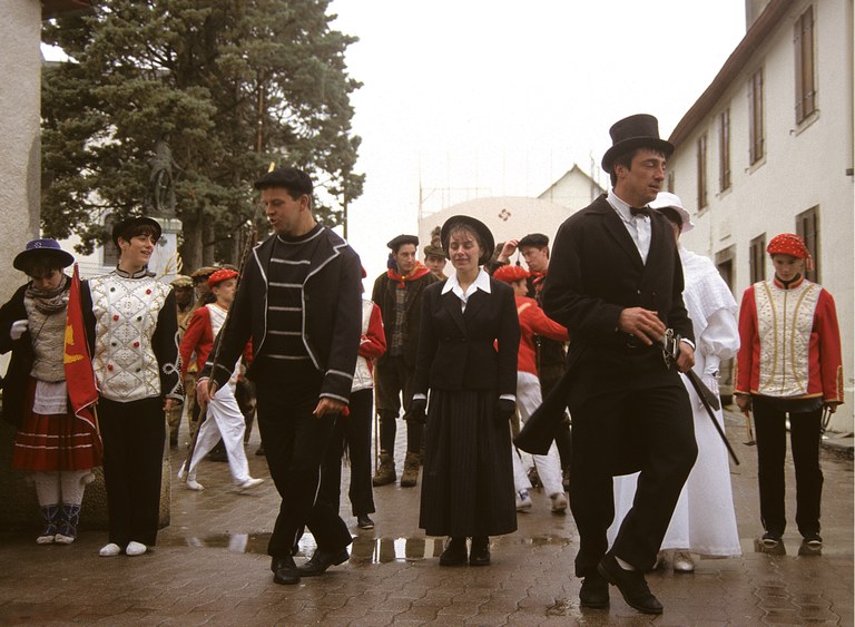 15. Laboraria eta laborarisa 15. Laboraria eta laborarisa