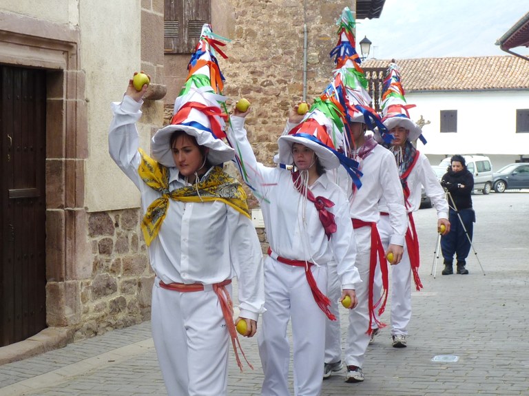 Katalina Erausoren oinordekoak
