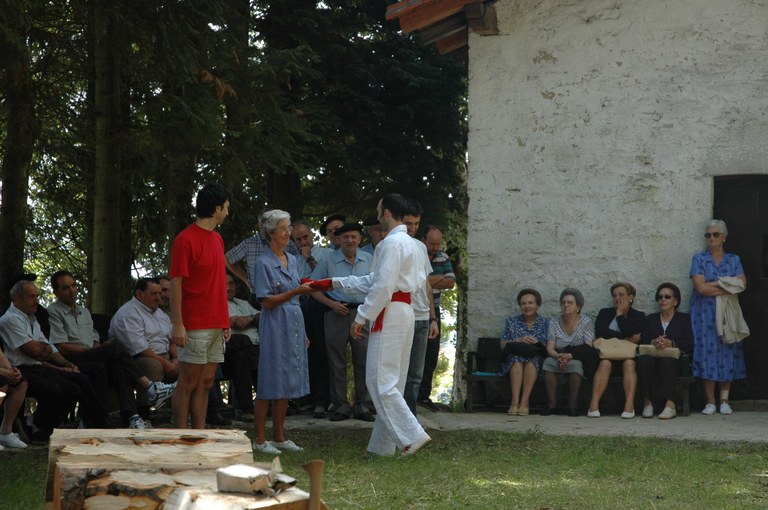 Aurreskua Goimendin 2004