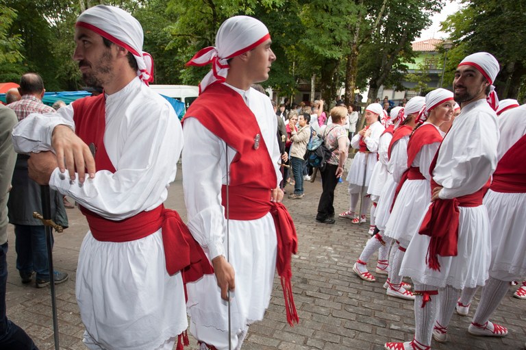 Arrateko dantzak 2016: Kronika Arrateko dantzak 2016: Kronika