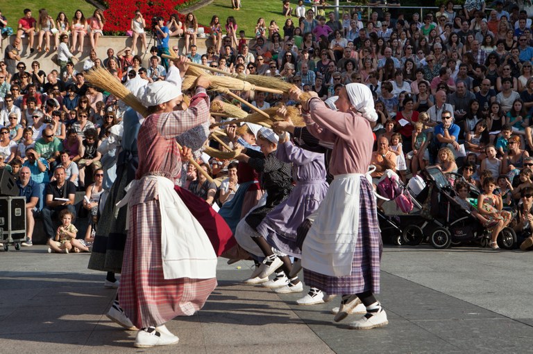 Eibarko Dantzari Eguna 2014