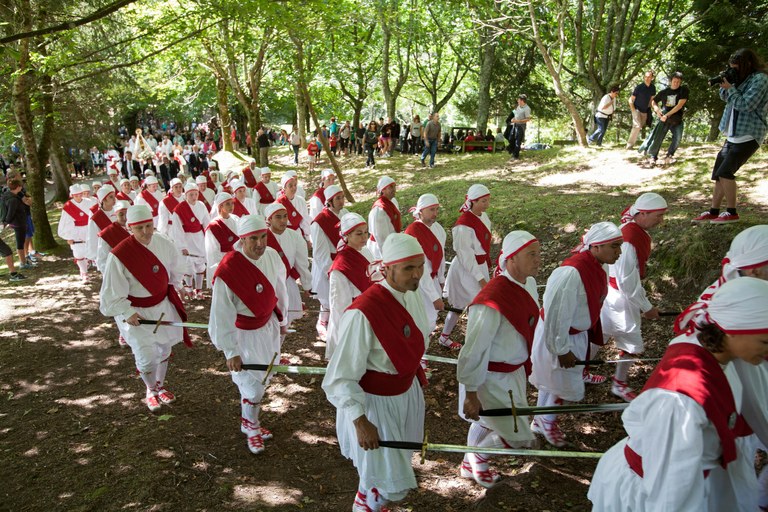 Hemen dira 2016ko Arrate eguna eta dantzak