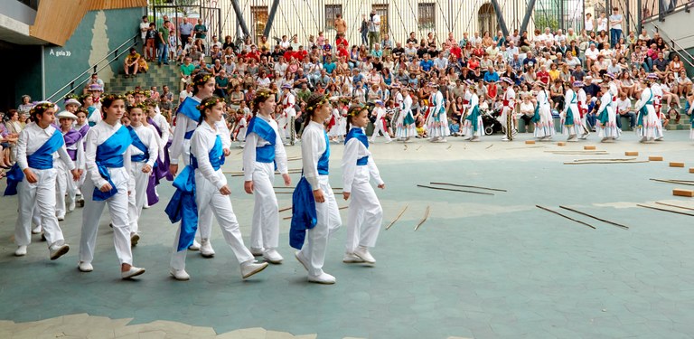 Kabalkada aterpean Kabalkada aterpean