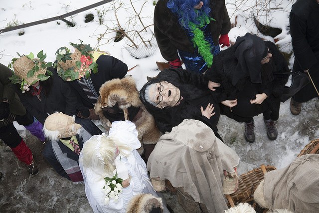 Koko-dantzak Otaola-Kiñarraga auzora