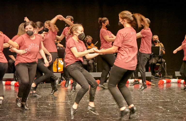 Dantzaren historia dantzan: Korrotik pikutara Eskoriatzan