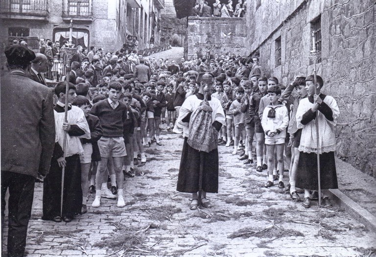 Lurra milu-adarrez bete