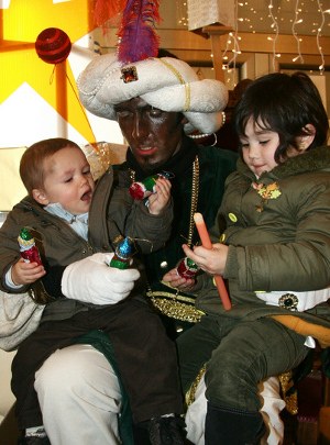 Baltasarren dilema: beltza ala belztua?