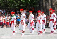 Dantza festaren erdian: San Esteban egunez Beran Dantza festaren erdian: San Esteban egunez Beran