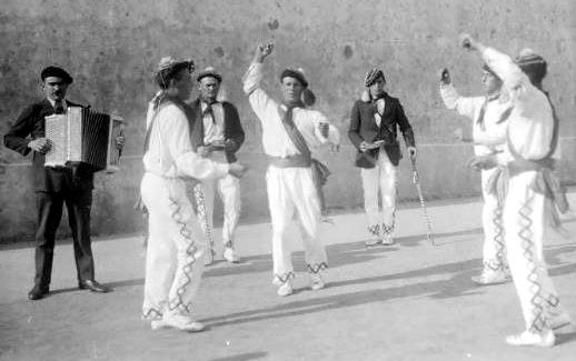 Inmertsio kulturala dantzan ikasi ahal izateko