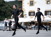 LED Silhouette Dantza Konferentzia : Ultimatum