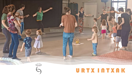 Urtxintxak, ninientzako dantzaldia 