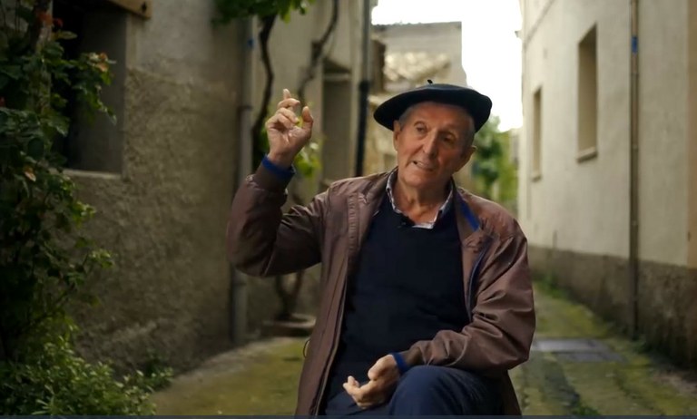 Dantzatik iritsi zen Jose Mari Espartza euskarara eta euskal kulturara Dantzatik iritsi zen Jose Mari Espartza euskarara eta euskal kulturara