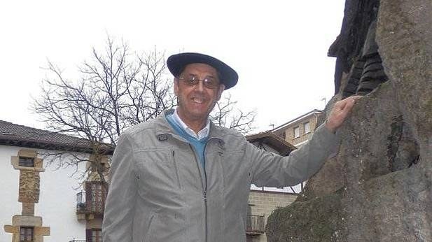 Luis Mari Lopez de Goikoetxea: "Orain dantza eskolarik onena falta da, plaza"