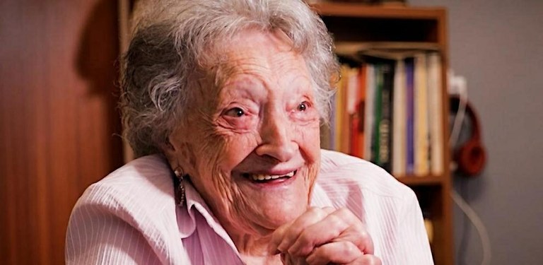 Pepita Bernat: “Dantza egiteak pastilla batek ezin duena sendatzen du”